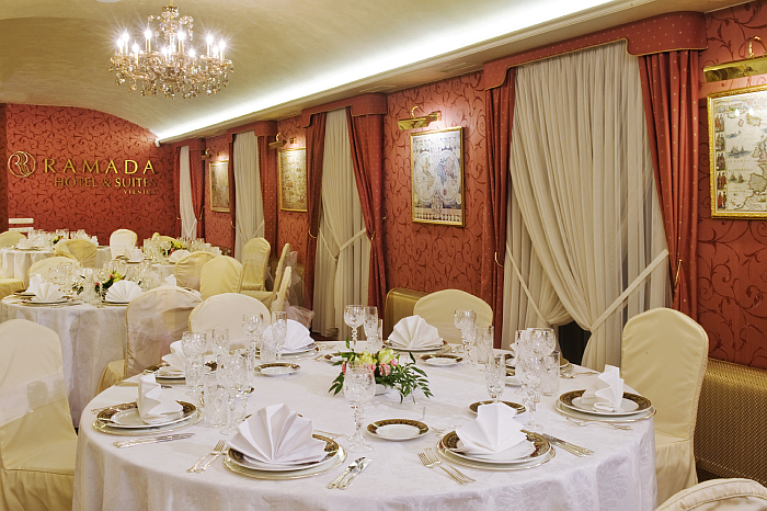 Ball_room_pobuvis